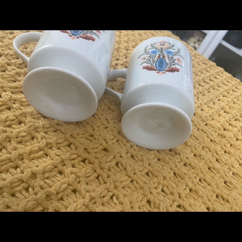 Mugs - Picture 7 of 9